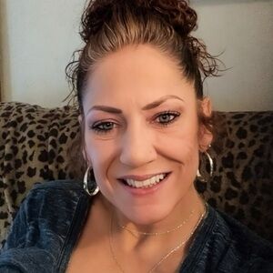 Meet your Posher, LJ